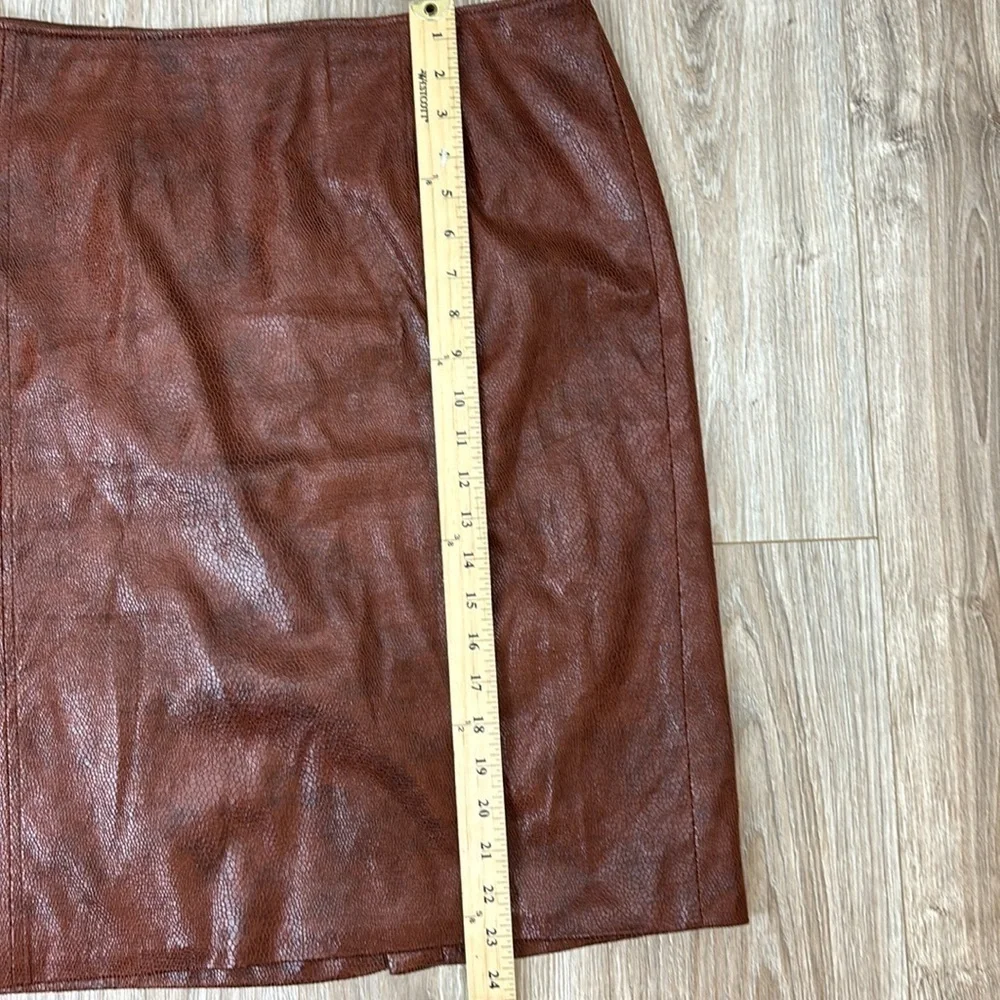 Chico's brown faux leather skirt size Medium